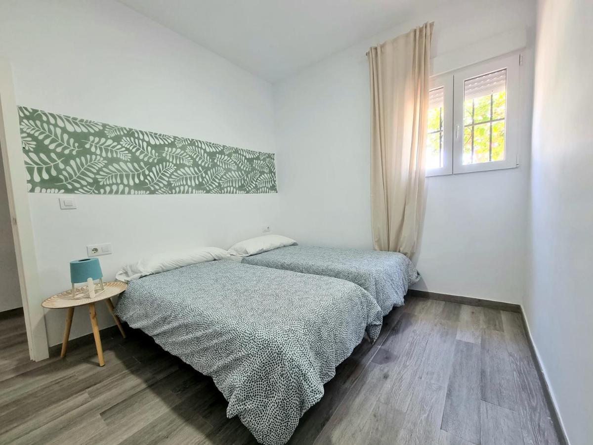 Apartamento Privado Con Jardin, Piscina Elevada Y Bbq Chiclana de la Frontera Exteriör bild